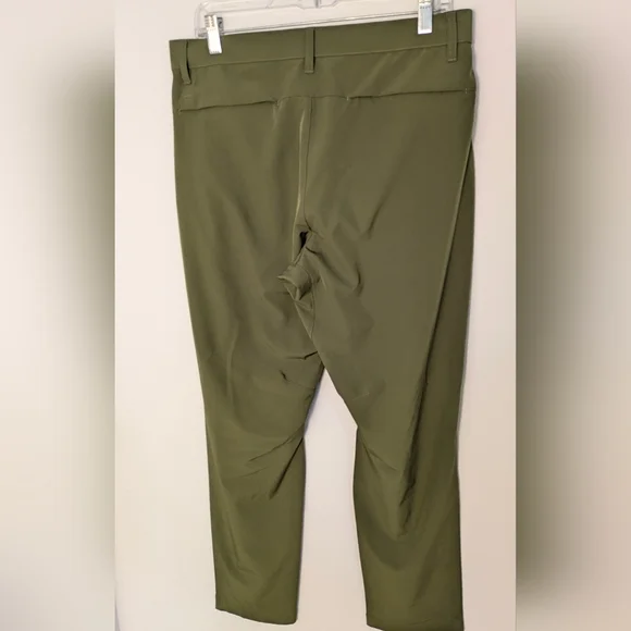 Fabletics Men The Only Pants sz 32*30 Straight Leg Olive Green Golf Performance - Picture 8 of 14